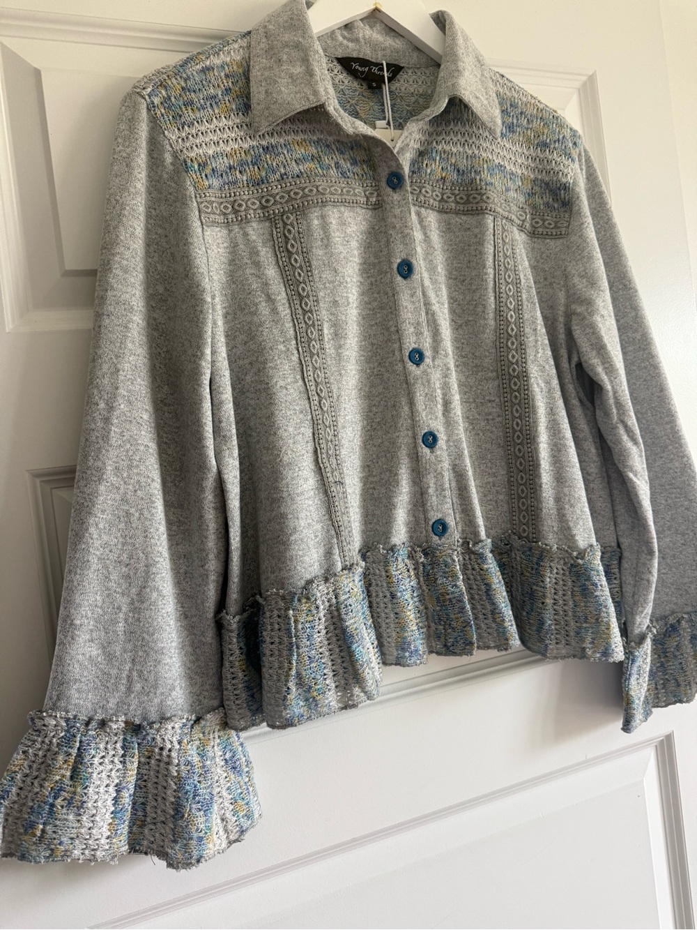 Young Threads NWT Boho Ruffle Hem Button Front Top Small - Picture 3 of 10